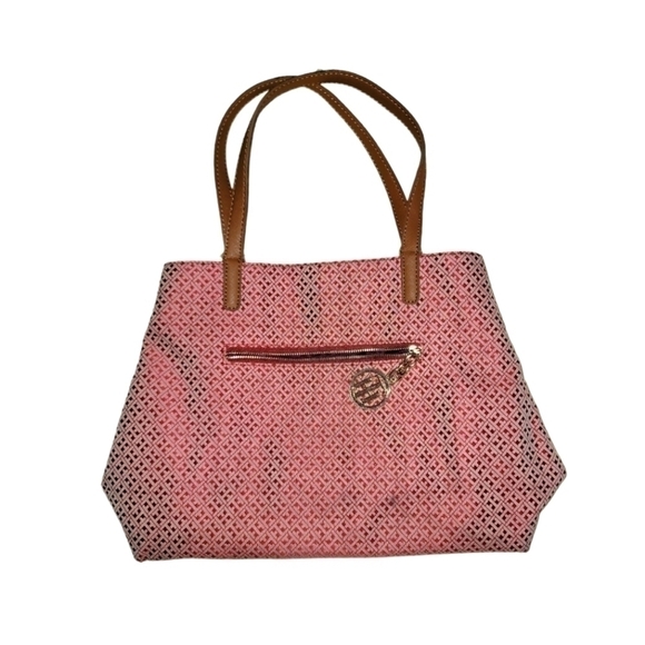 Tommy Hilfiger Handbags - tommy Hilfiger Purse